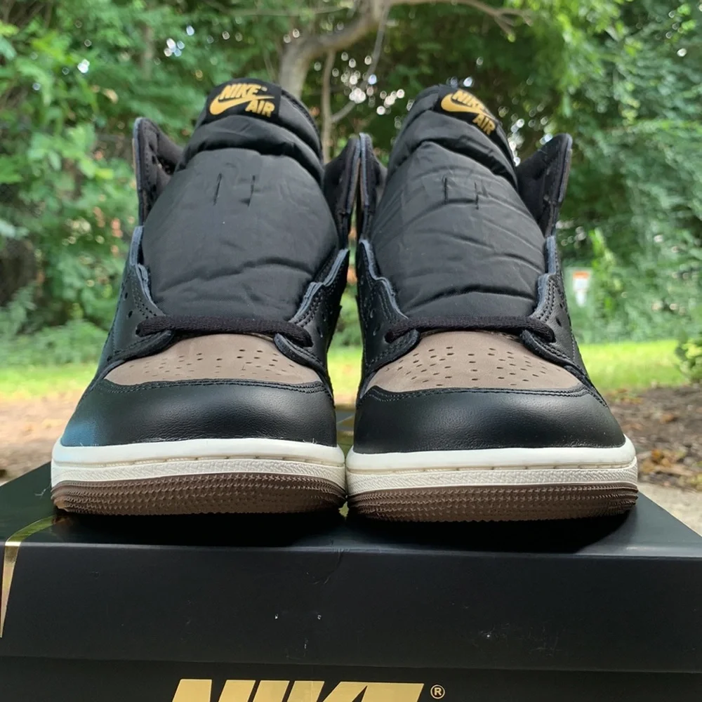 New Jordan 1 Retro High OG “Palomino “ Size 9 men 10.5 Women - Picture 8 of 17